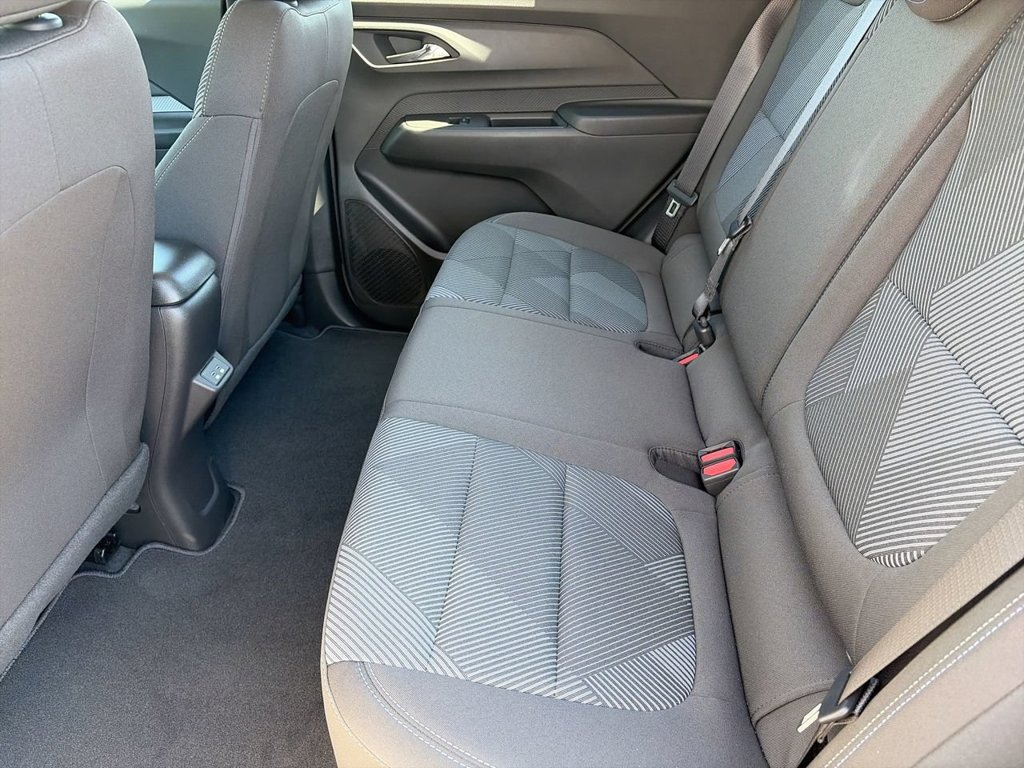 2027 Chevrolet Bolt LT - Photo 15