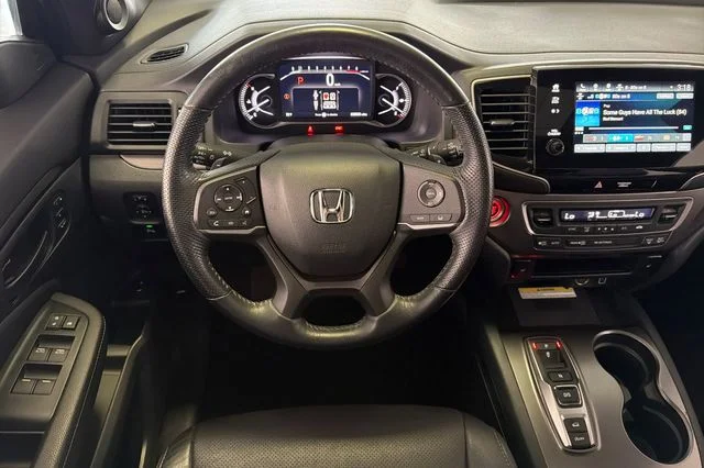 Certified Used 2023 Platinum White Pearl Honda EX-L image 20