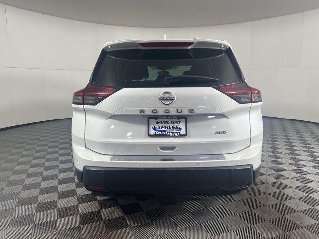 Certified Used 2025 White Pearl Nissan SV image 7