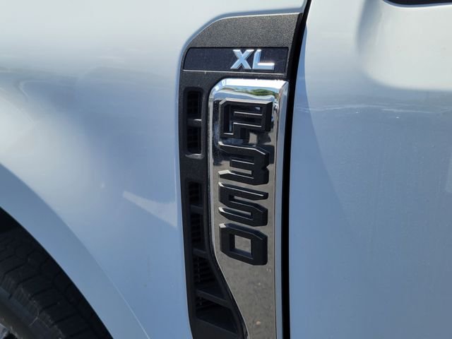 New 2026 Oxford White Ford F-350® XL image 18