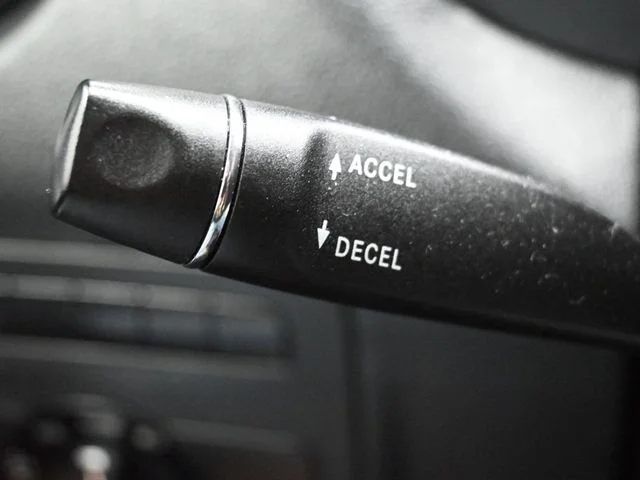Used 2020 Black Mercedes-Benz Passenger image 23