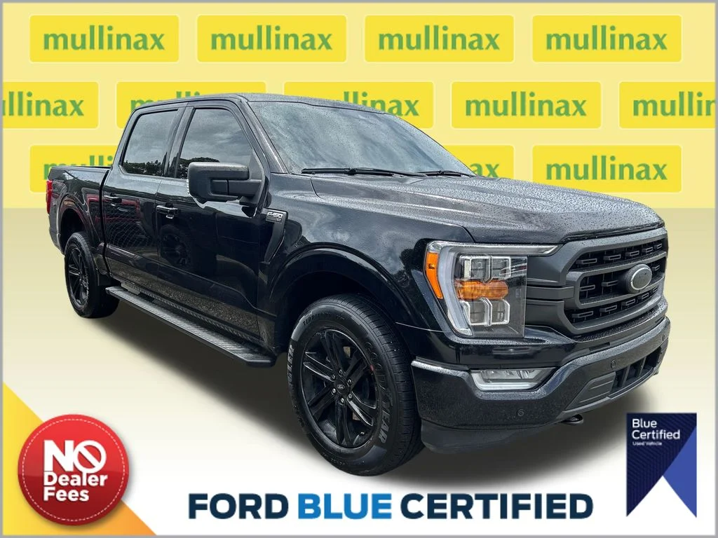 Certified Used 2022 Black Ford XLT image 1