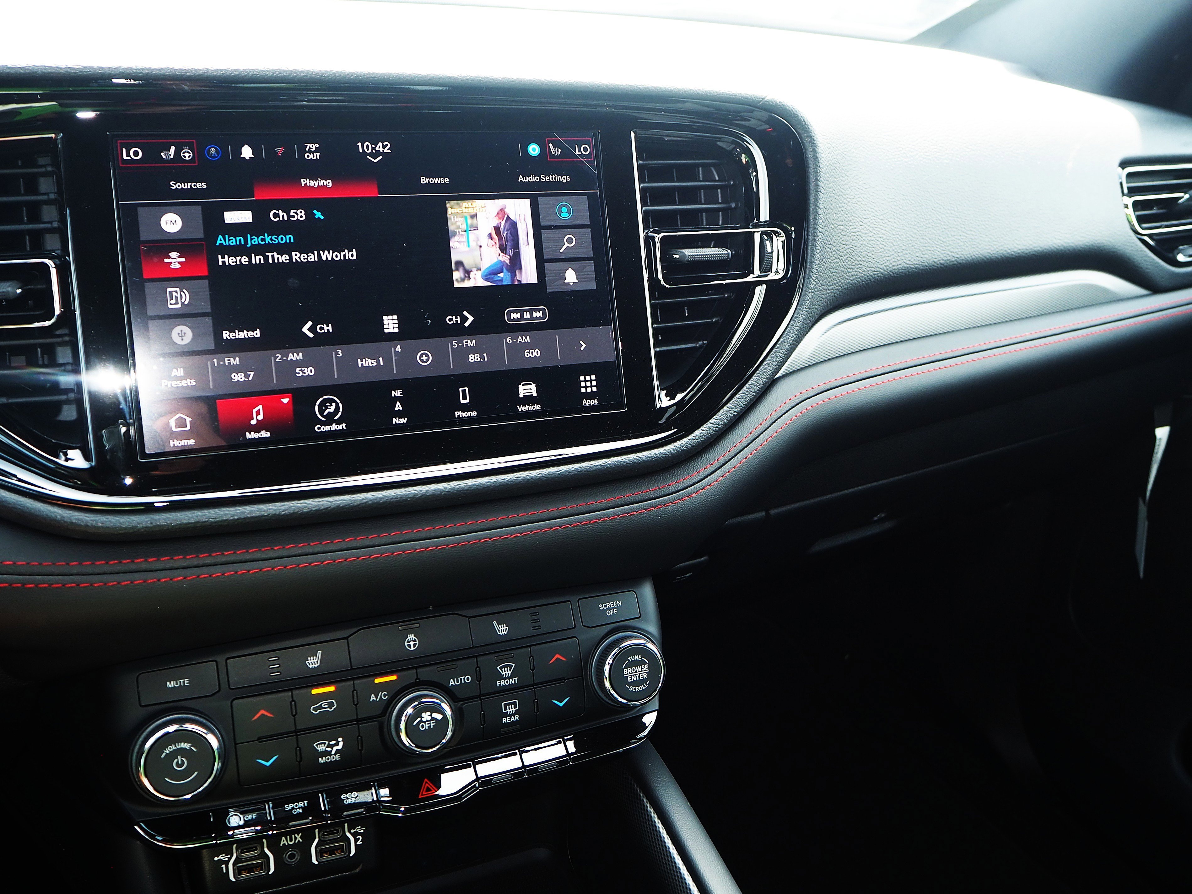 2025 Dodge Durango GT photo 3