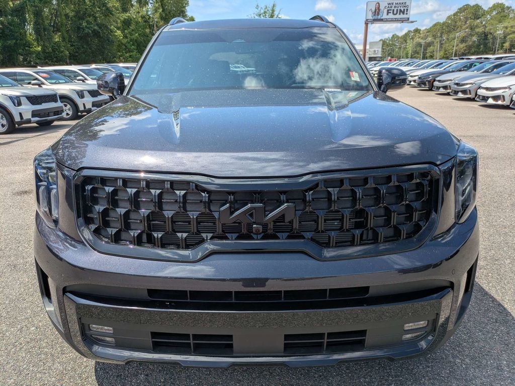 Used 2025 Gray Kia SX X-Line image 9