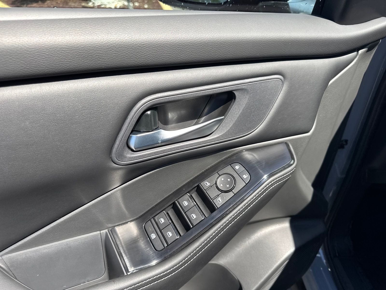 New 2026 Nissan Rogue SV 4D Sport Utility