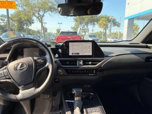 2024 Lexus UX Hybrid 250h Premium - Photo 12