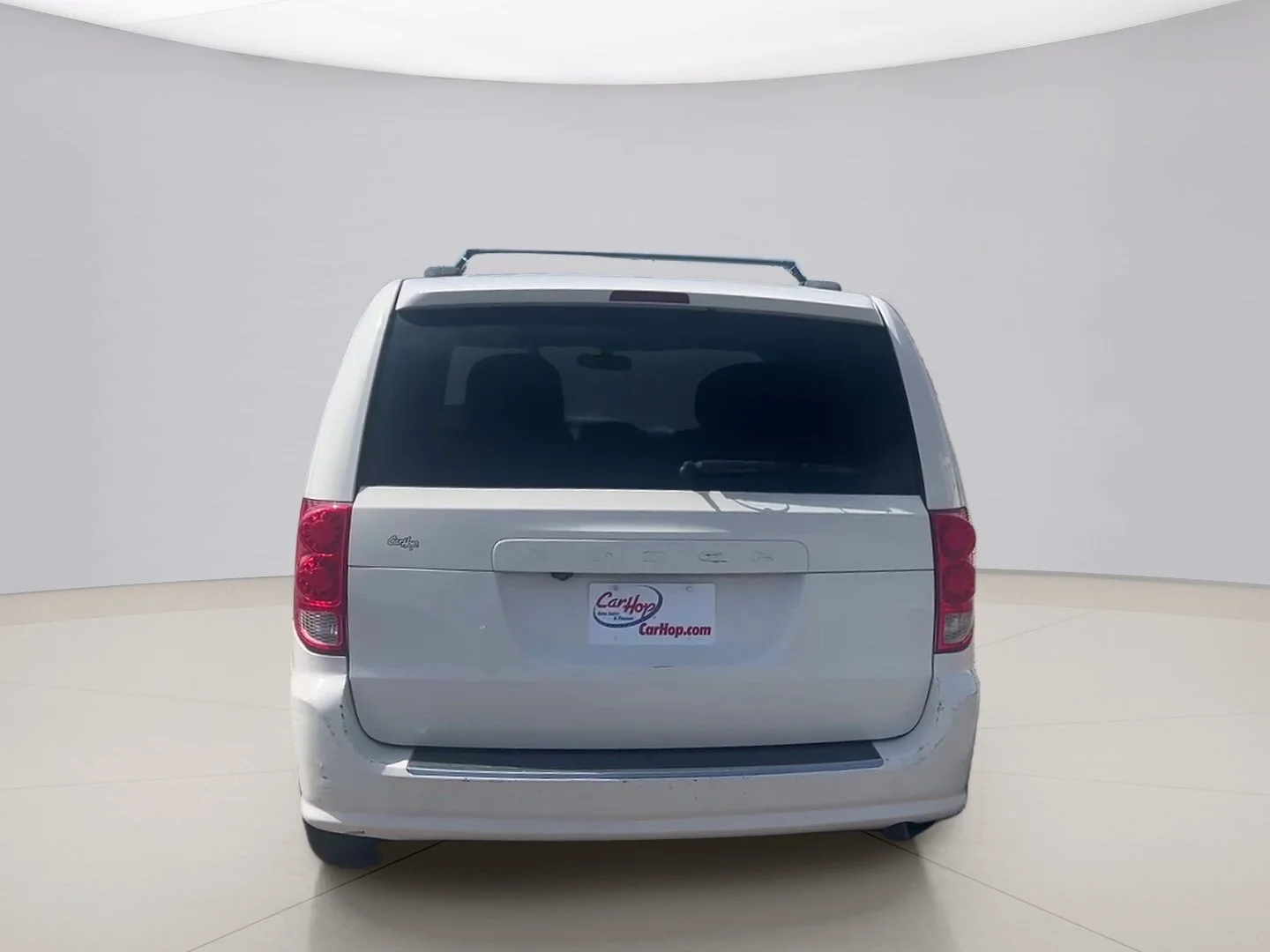 Used 2011 White Dodge CREW image 4
