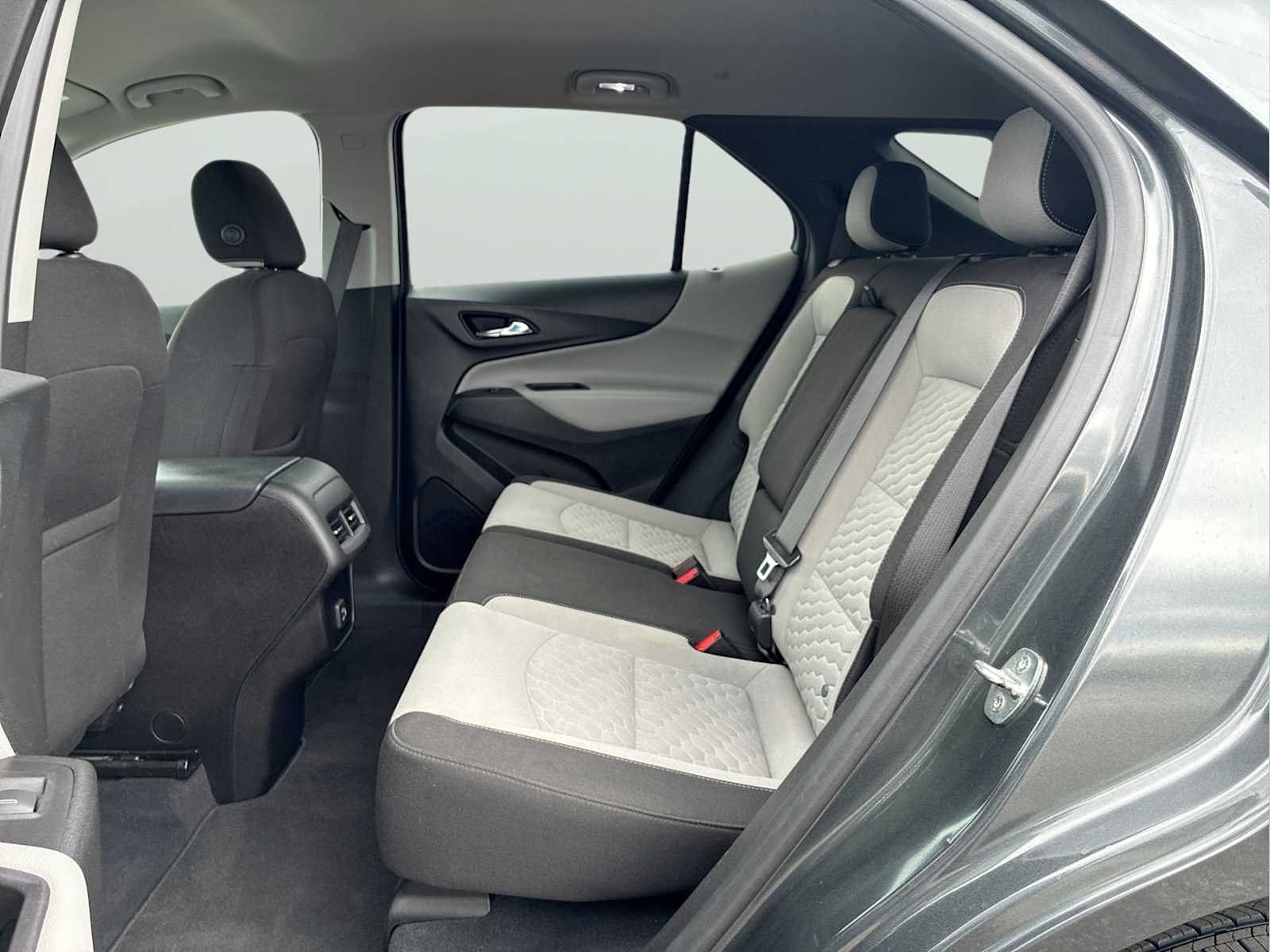 2021 Chevrolet Equinox LT - Photo 24
