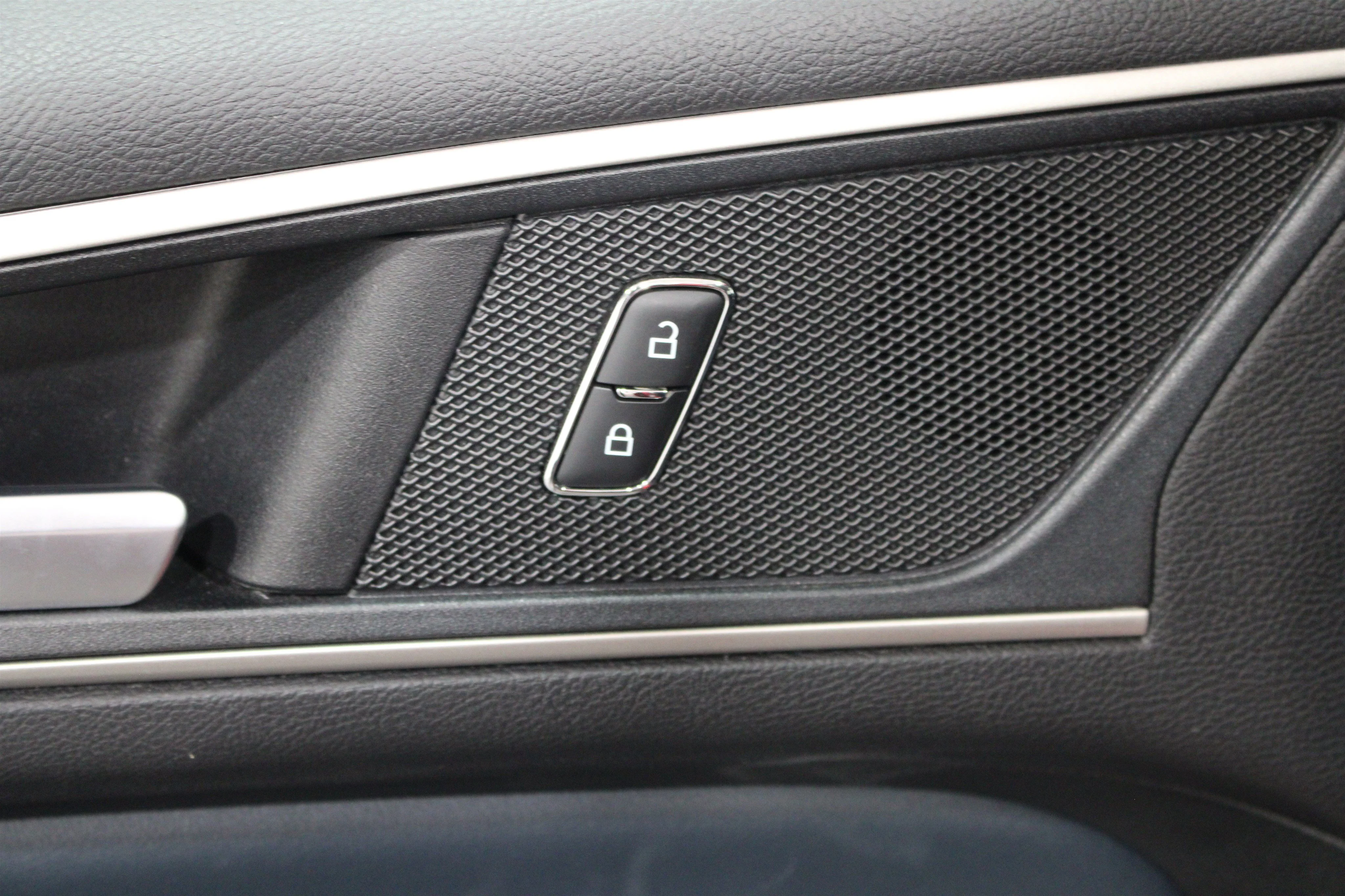 2024 Ford Edge SEL - Photo 8