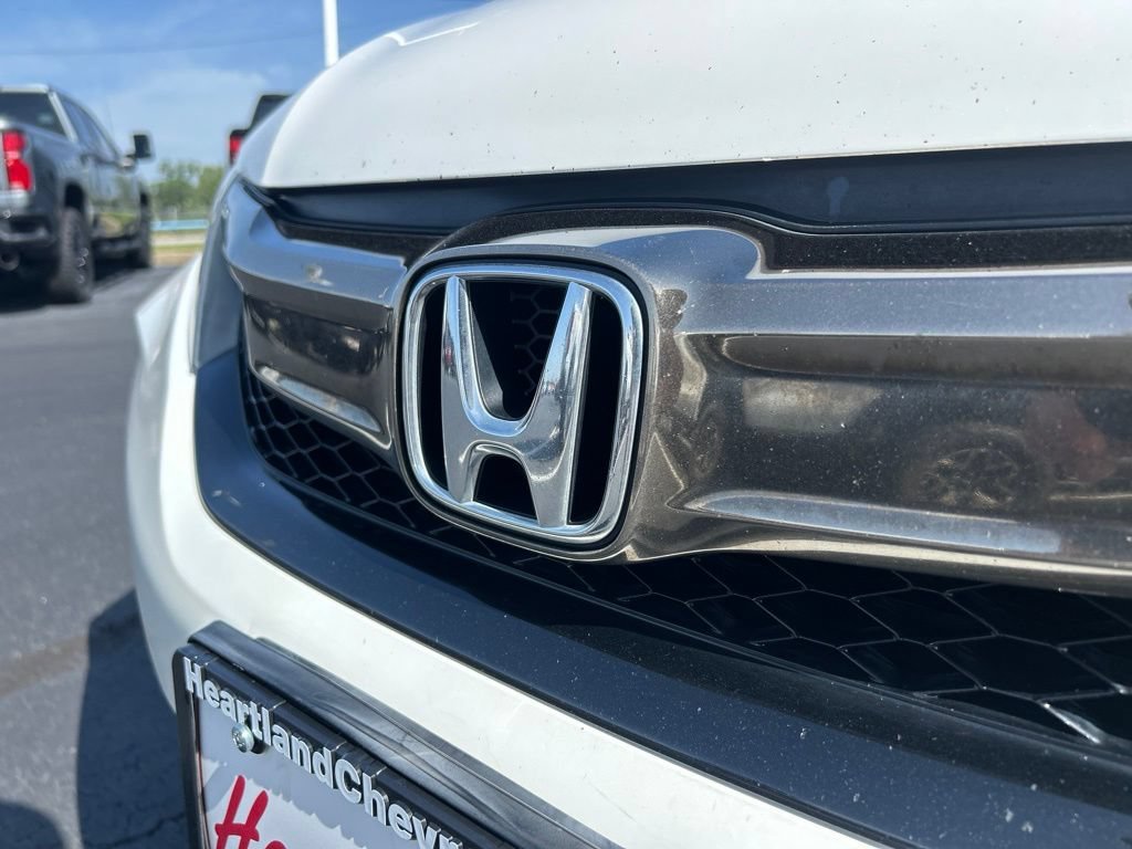 Used 2017 White Honda EX-L image 10