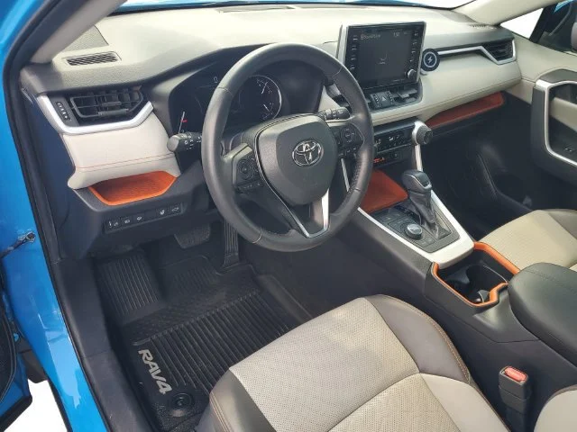 Used 2019 Blue Flame Toyota Adventure image 10
