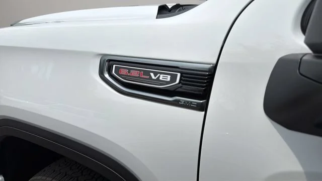 Used 2026 Summit White GMC AT4 image 41