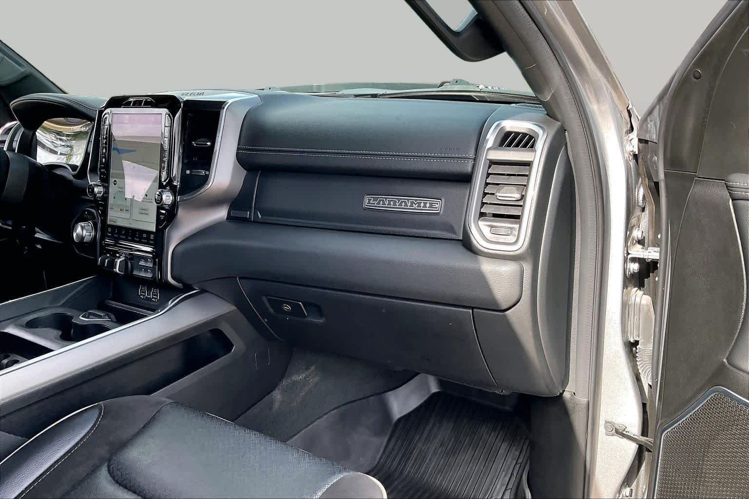 Used 2022 Billet Silver Metallic Clearcoat Ram Laramie image 18