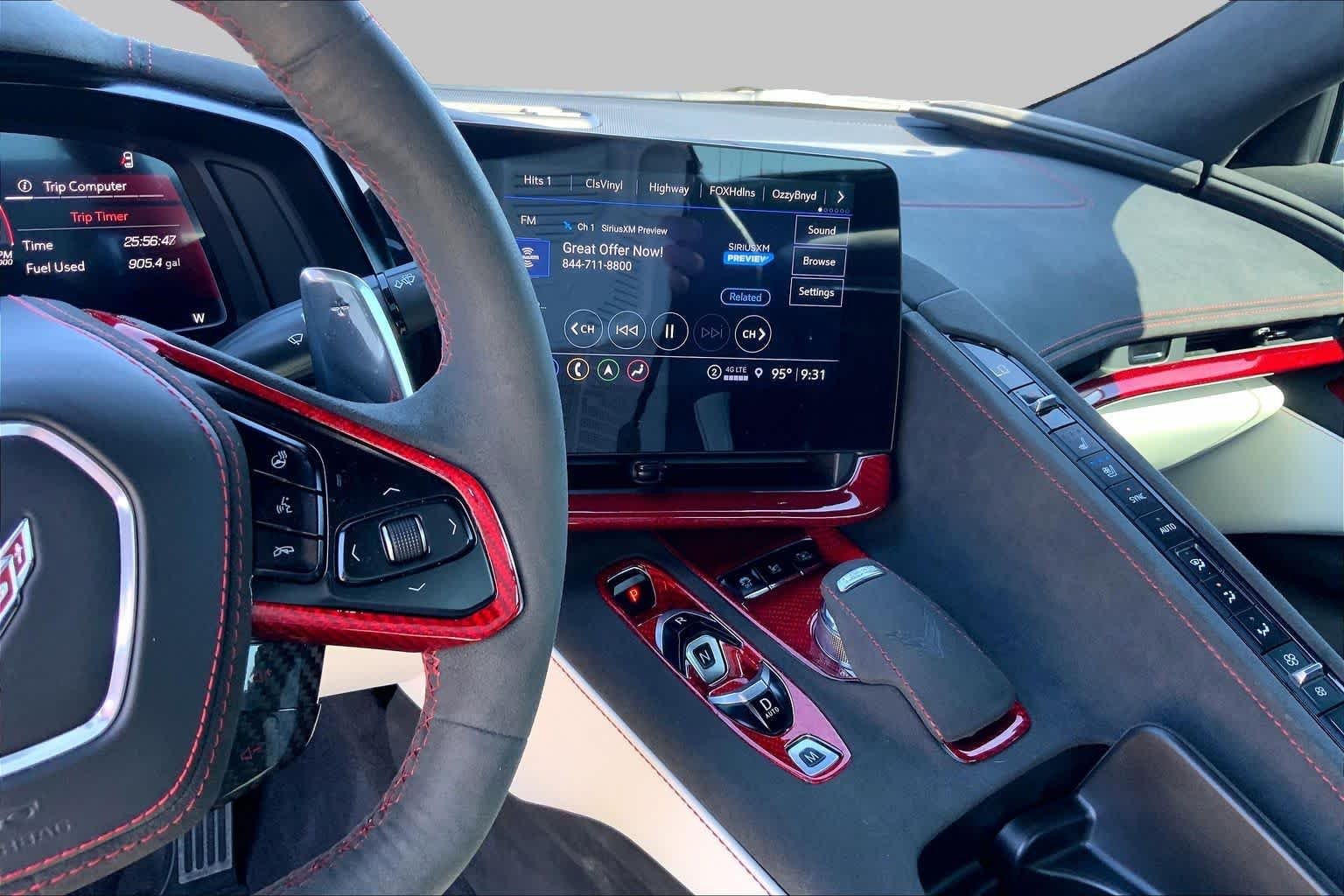 2023 Chevrolet Corvette 3LT - Photo 7