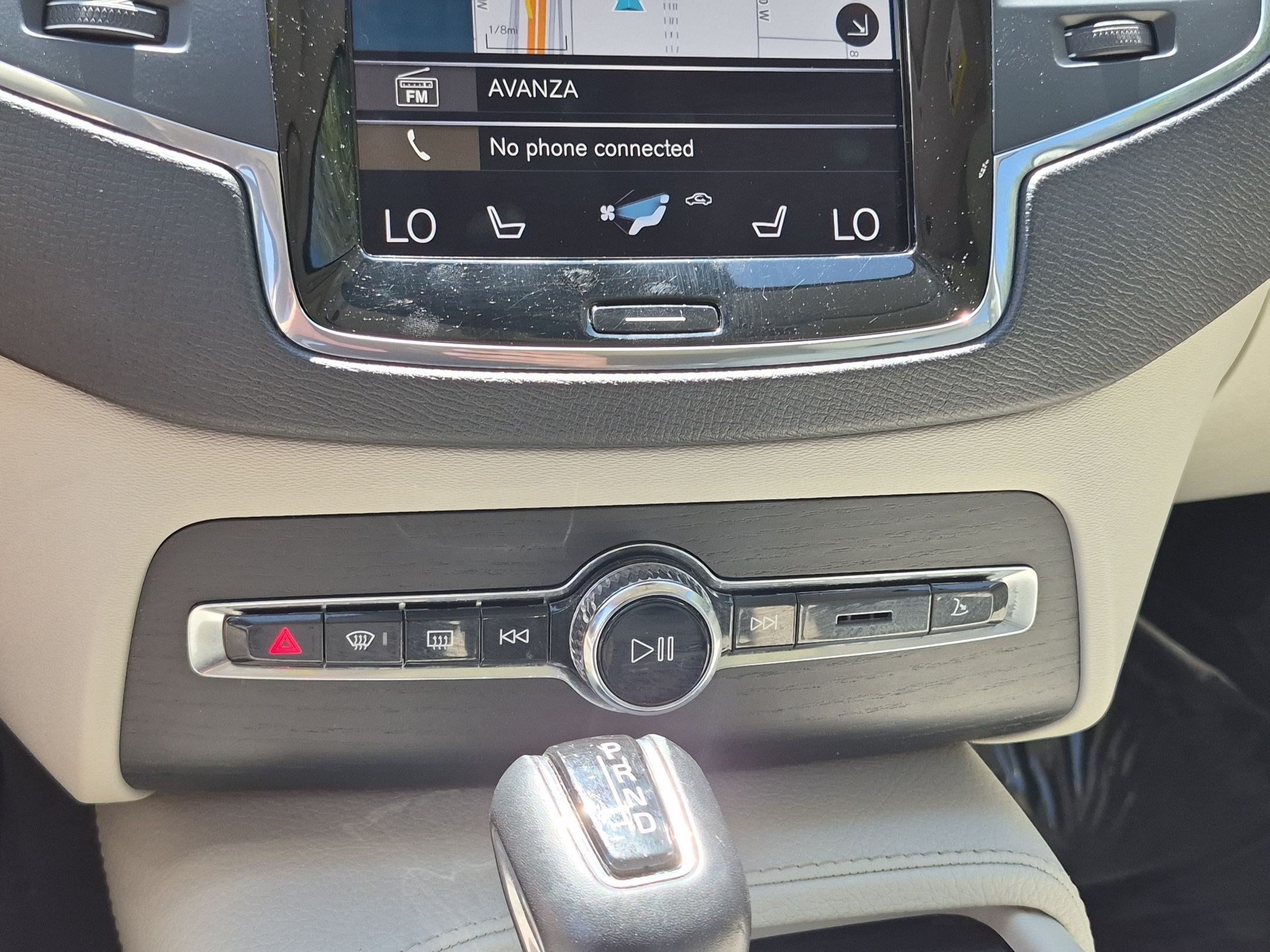 Certified Used 2020 Gray Metallic Volvo Momentum image 23
