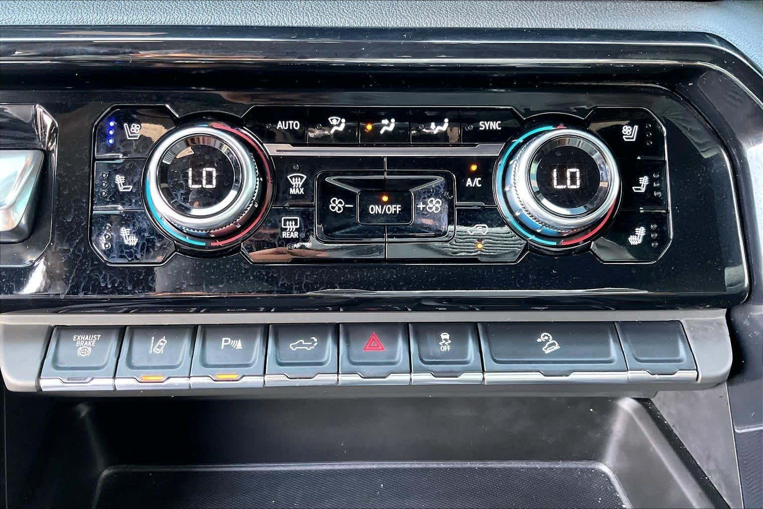 New 2026 Titanium Rush Metallic GMC AT4 image 92