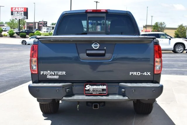 Used 2019 Blue Nissan PRO-4X image 6