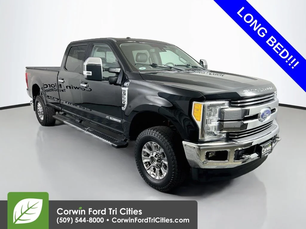 Used 2017 Shadow Black Ford Lariat image 1
