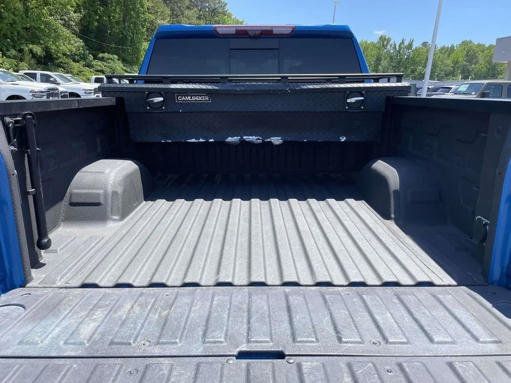Used 2023 Blue GMC AT4X image 41