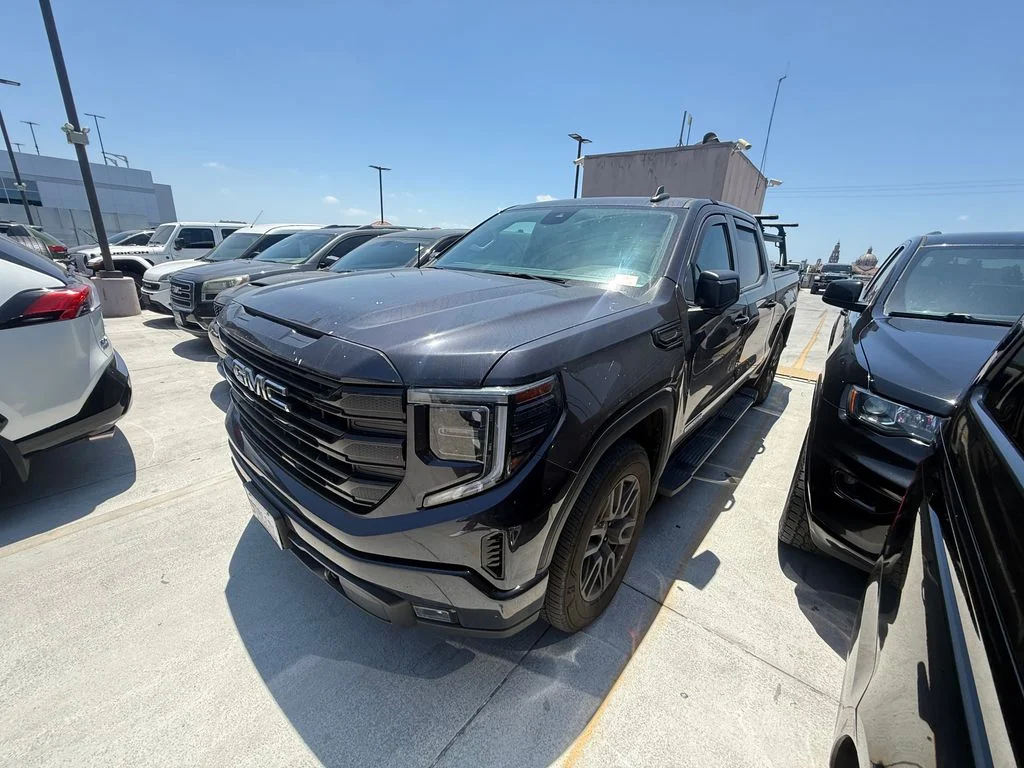 2024 GMC Sierra 2WD Crew Cab Short Box Elevation's photo