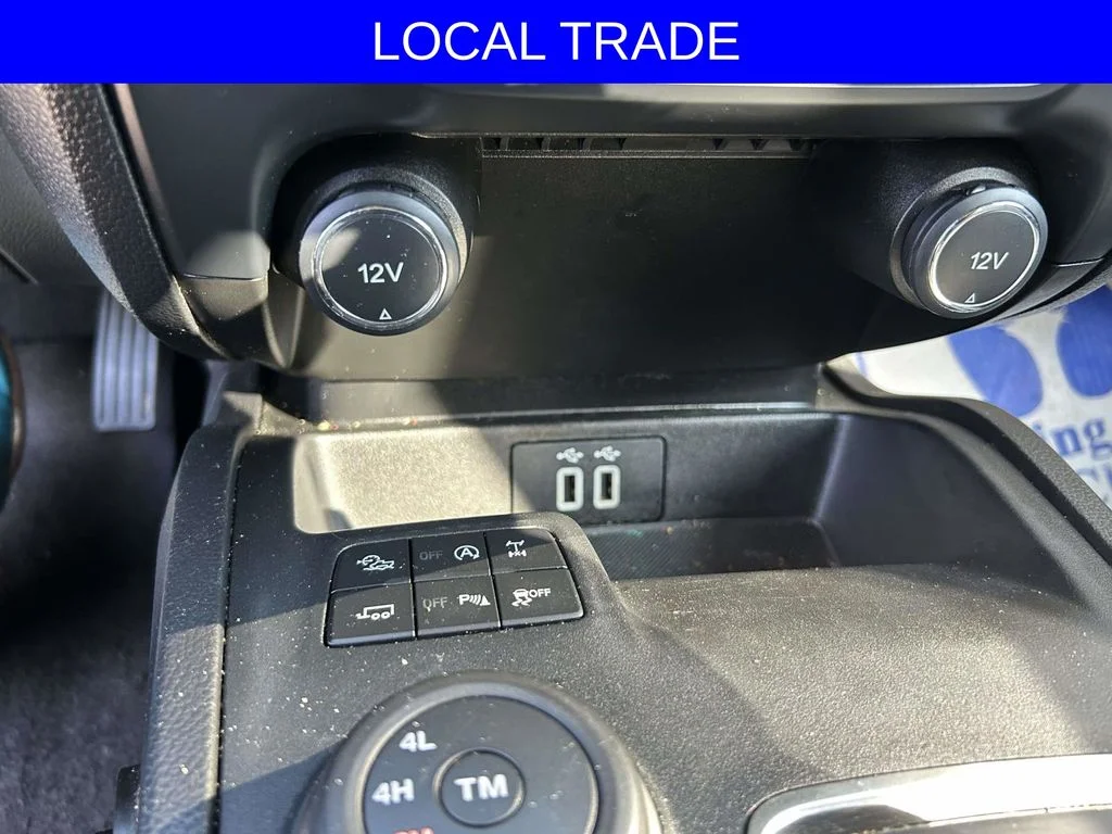 Used 2019 White Ford Lariat image 22