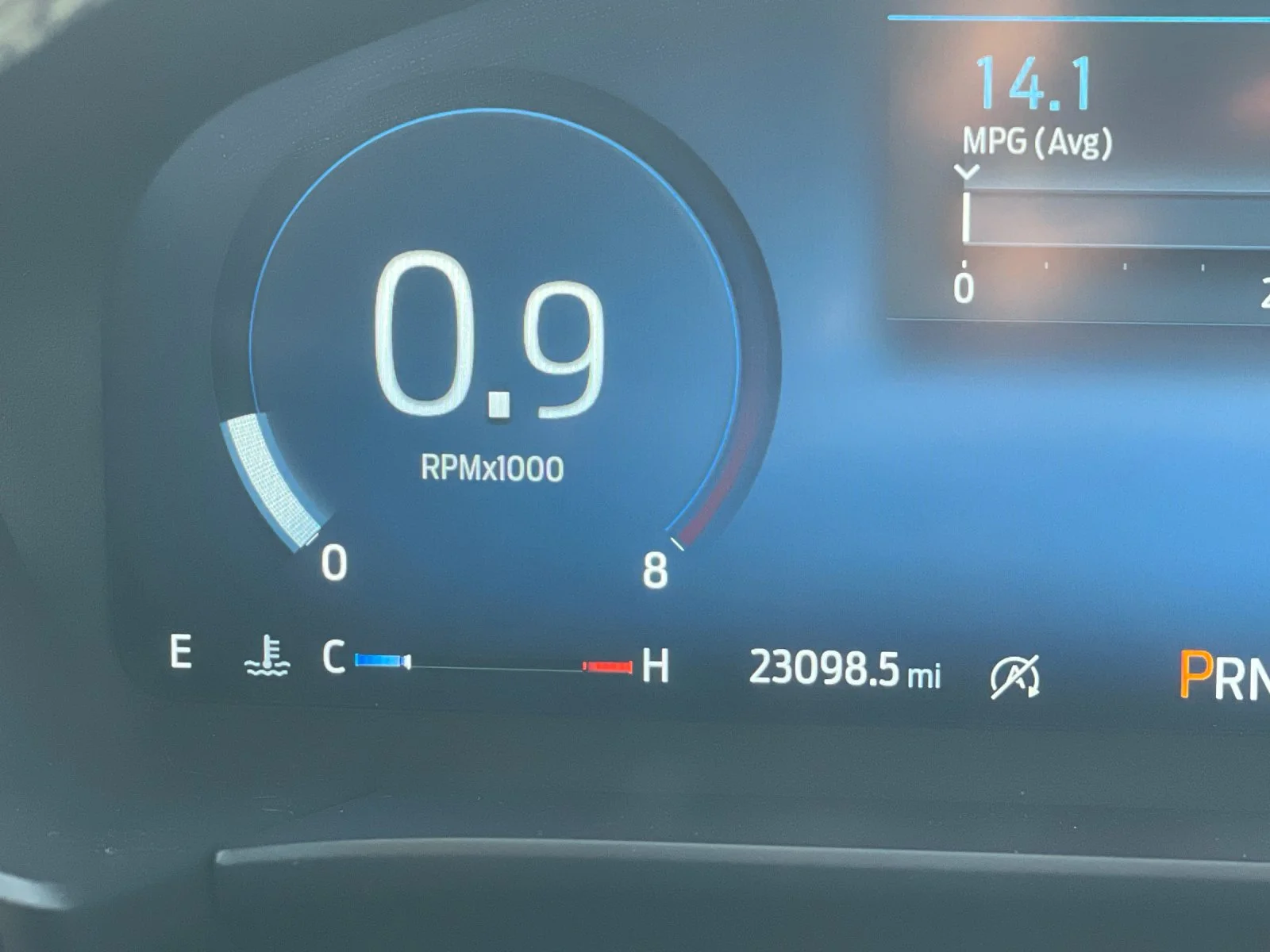 Used 2024  Ford Platinum image 29