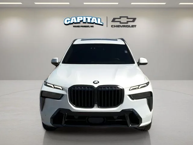 Used 2023 White BMW xDrive40i image 11