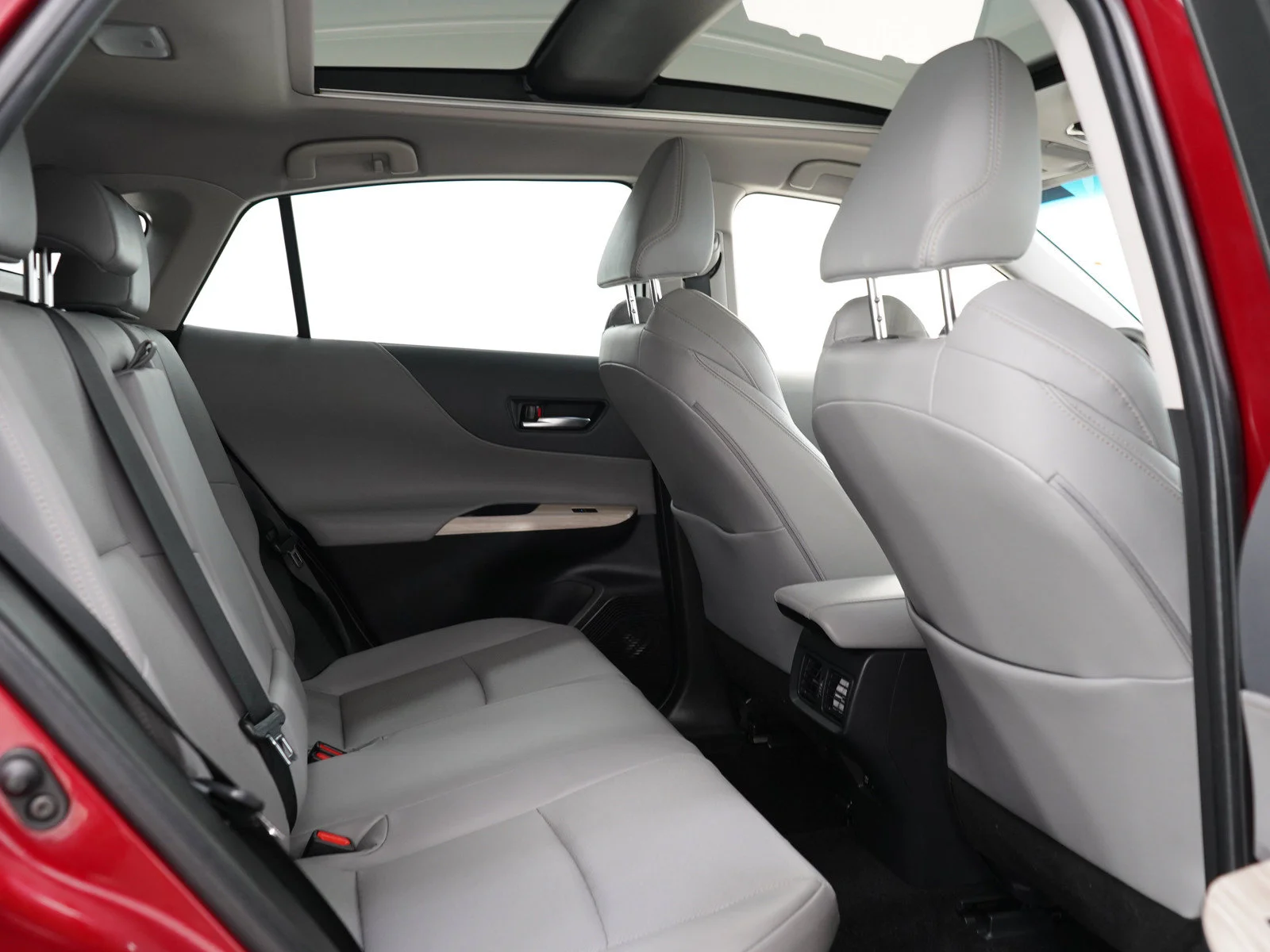 Used 2021 Pearl Toyota Limited image 15