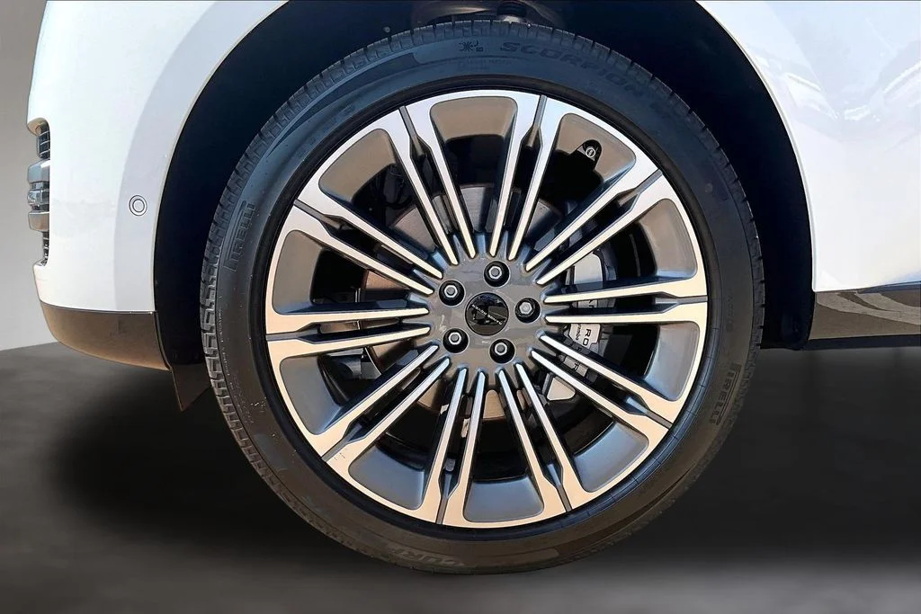 New 2026 White Land Rover SE image 12
