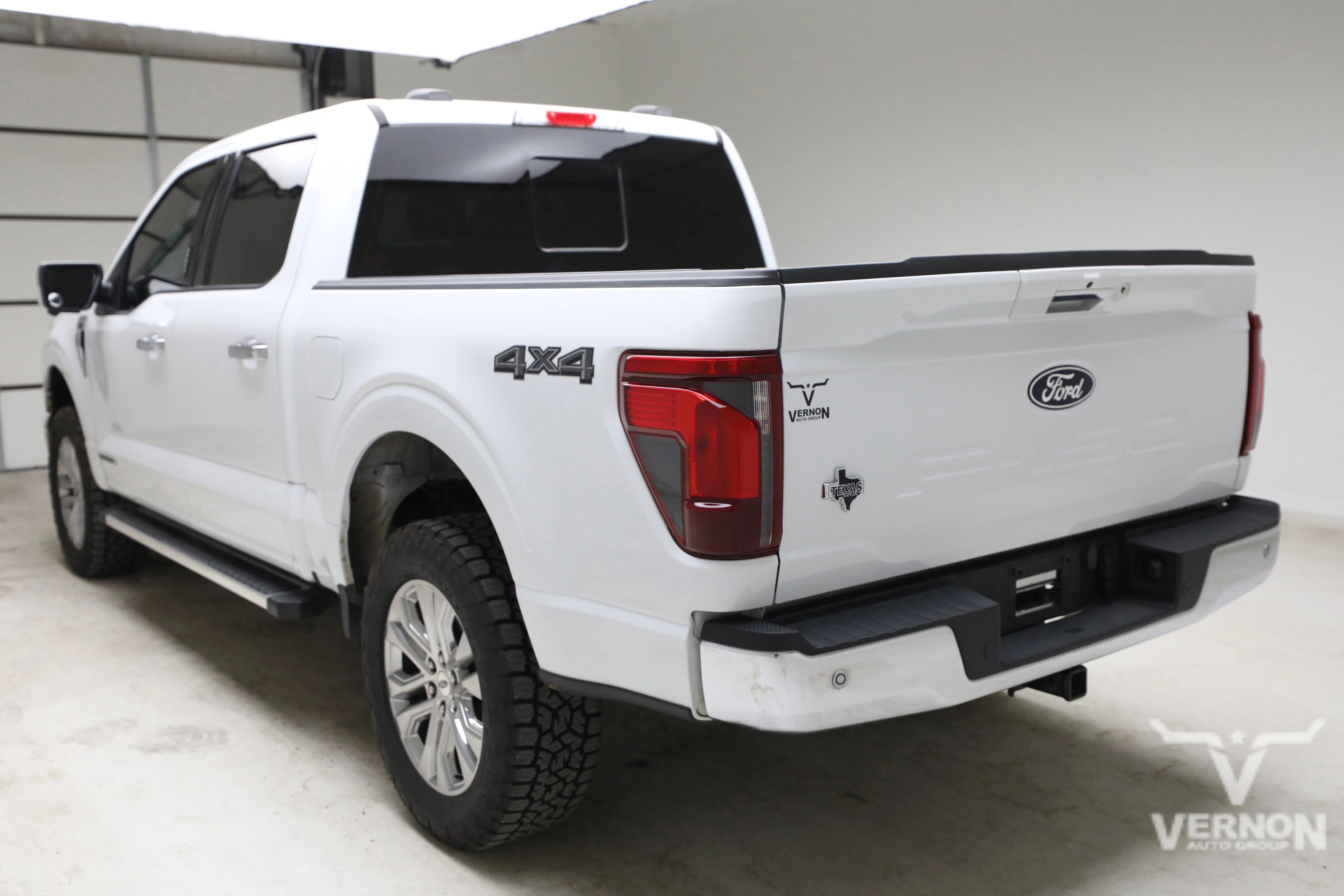 Pre-Owned 2024 Ford F-150 XLT Texas Edition Crew Cab 4x4