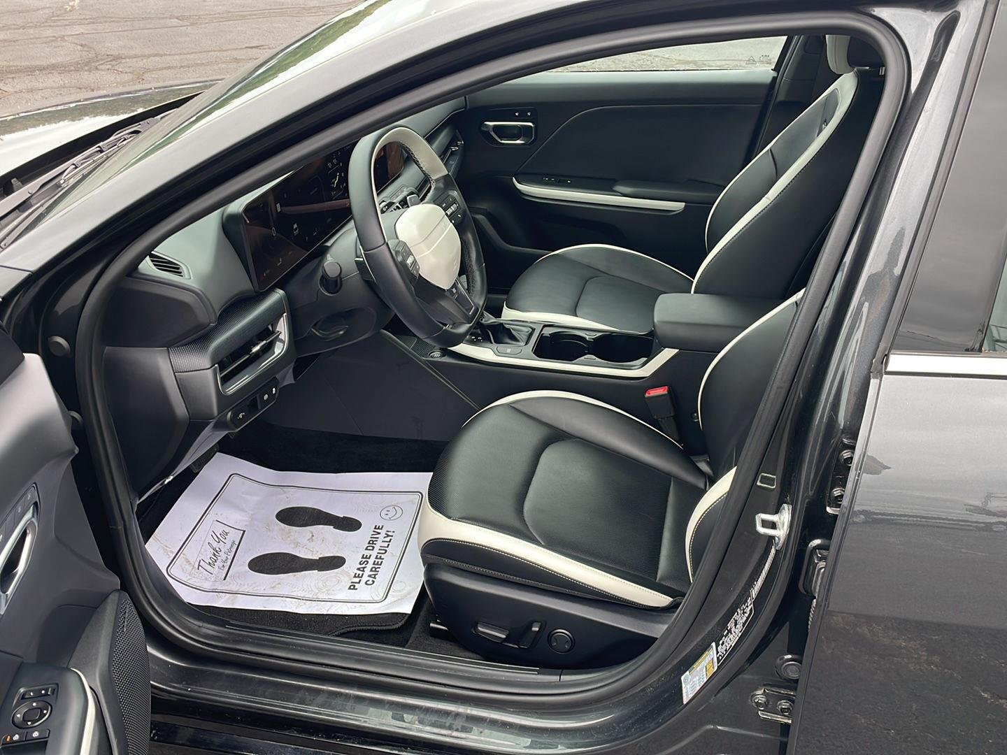 Used 2025 Gray Kia GT-Line image 10