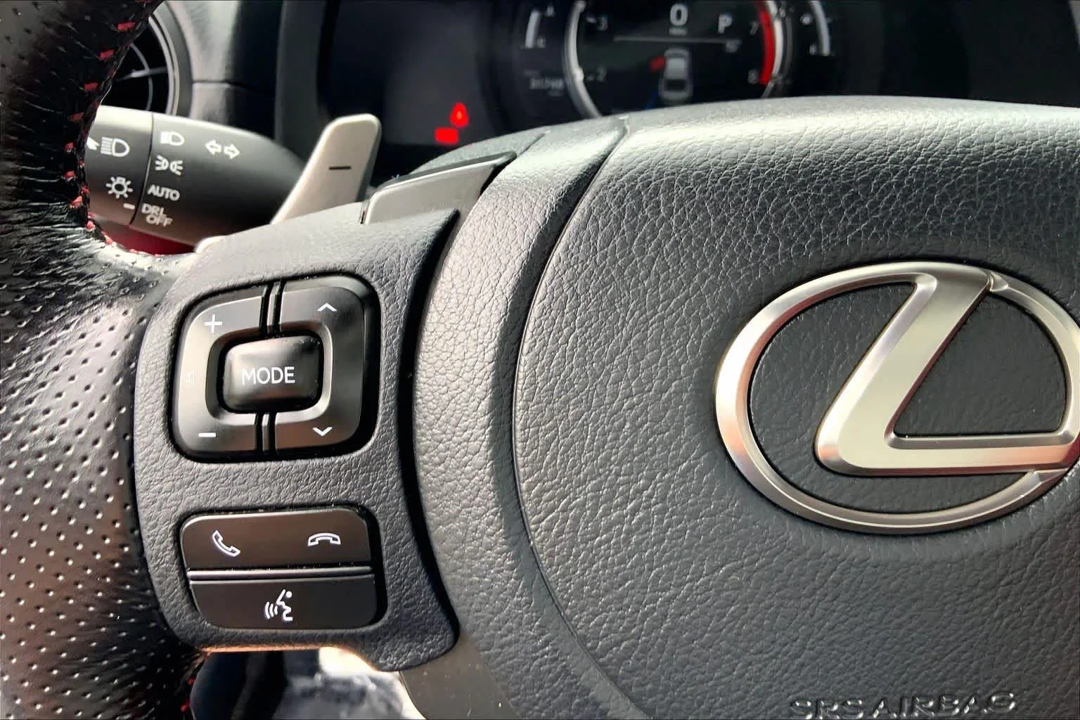 Certified Used 2023 ULTRA WHITE Lexus F SPORT image 24