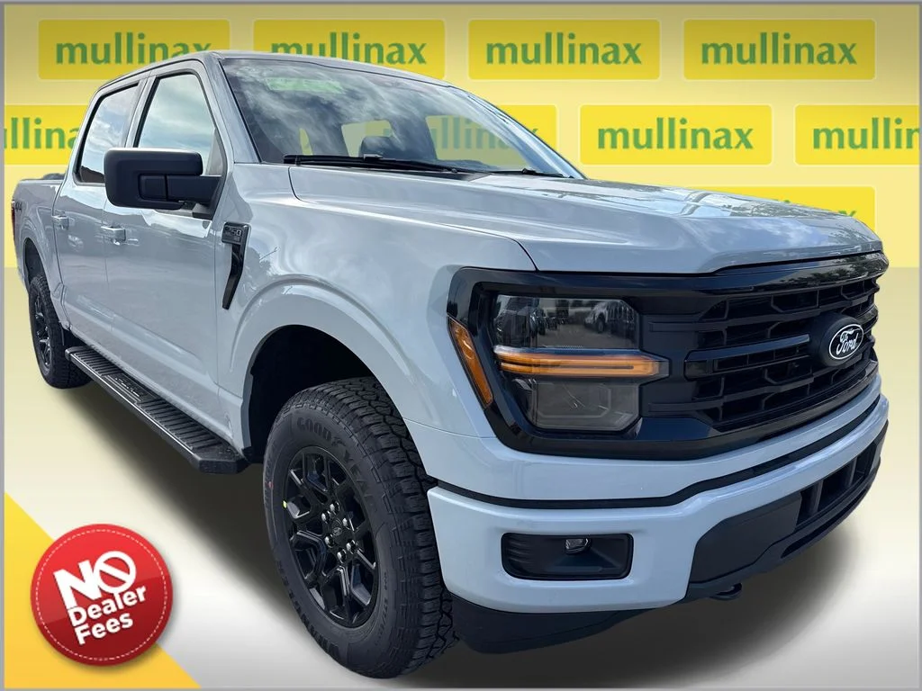 New 2026 White Ford XLT image 1