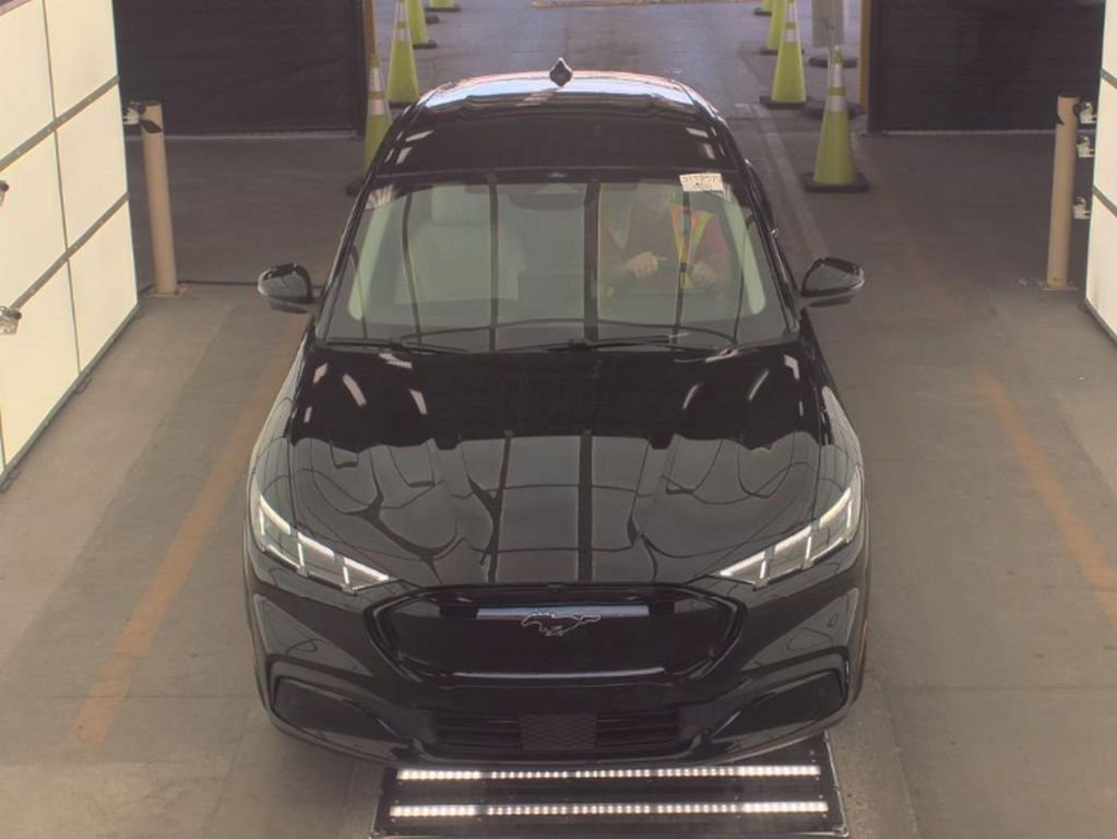 Used 2025 Black Ford Premium image 2