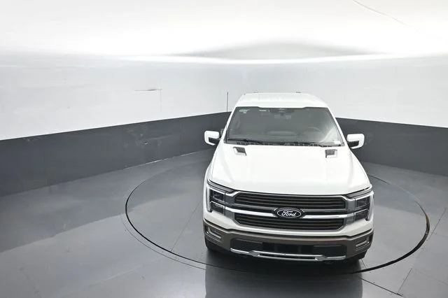 New 2026 Star White Metallic Tri-Coat Ford King Ranch® image 26