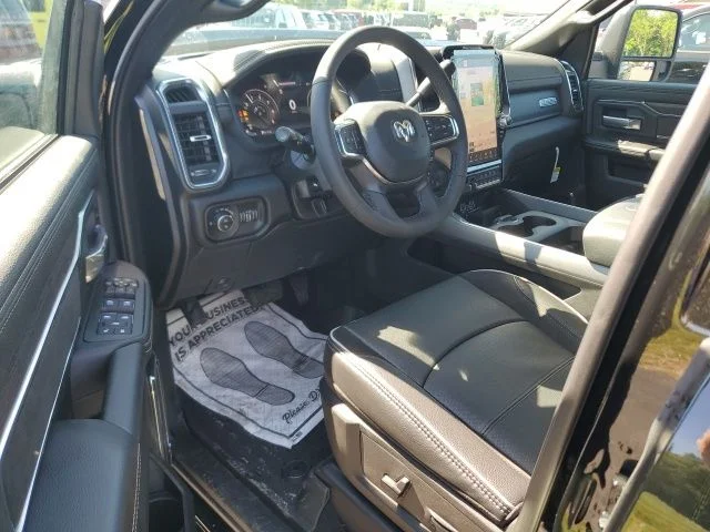 New 2026 Diamond Black Crystal Pearl-Coat Exterior Paint RAM Laramie image 12