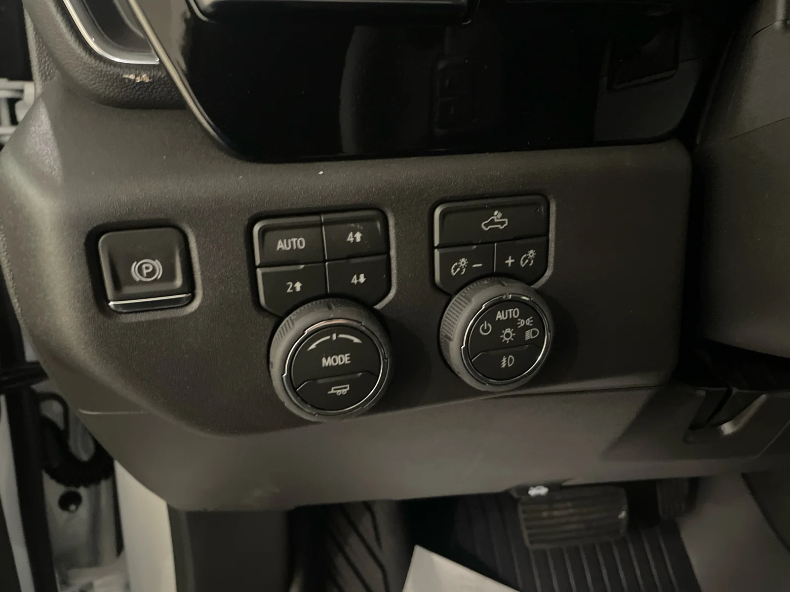 New 2026 Summit White Chevrolet LT Trail Boss image 12
