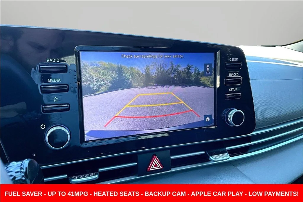 Used 2022 Gray Hyundai SEL image 16