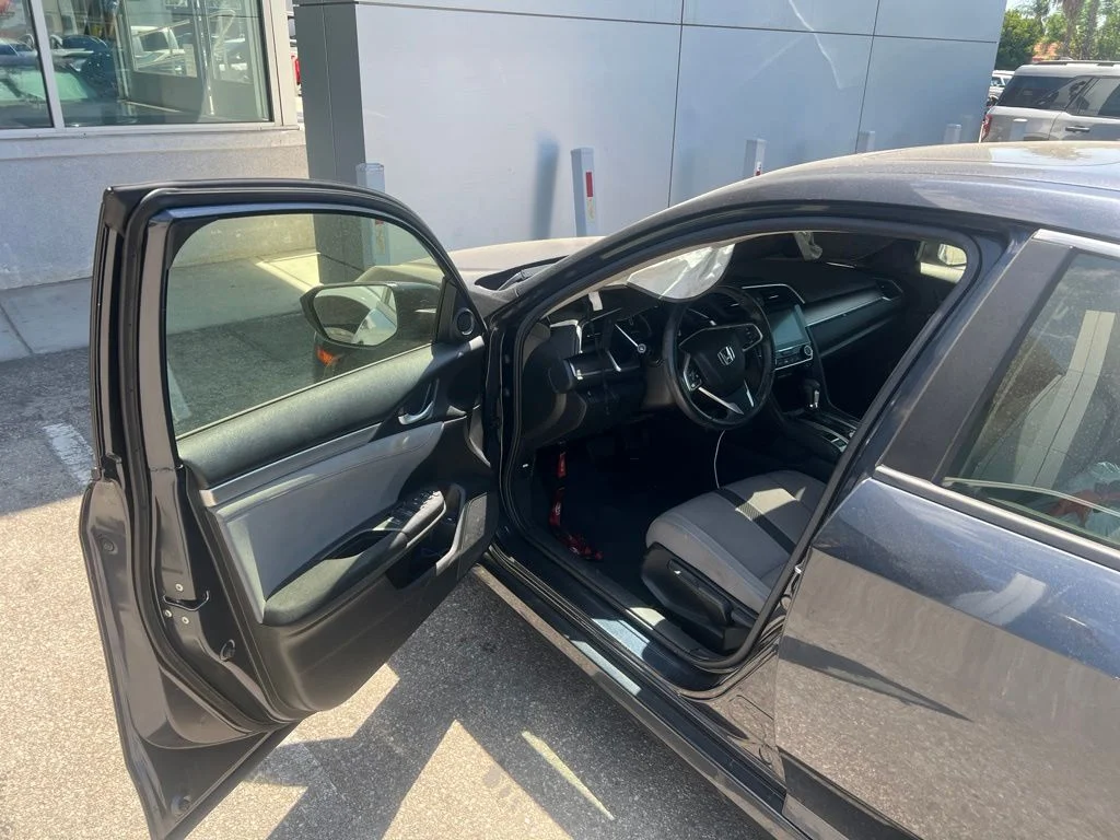 Used 2018 Blue Honda EX-T image 6