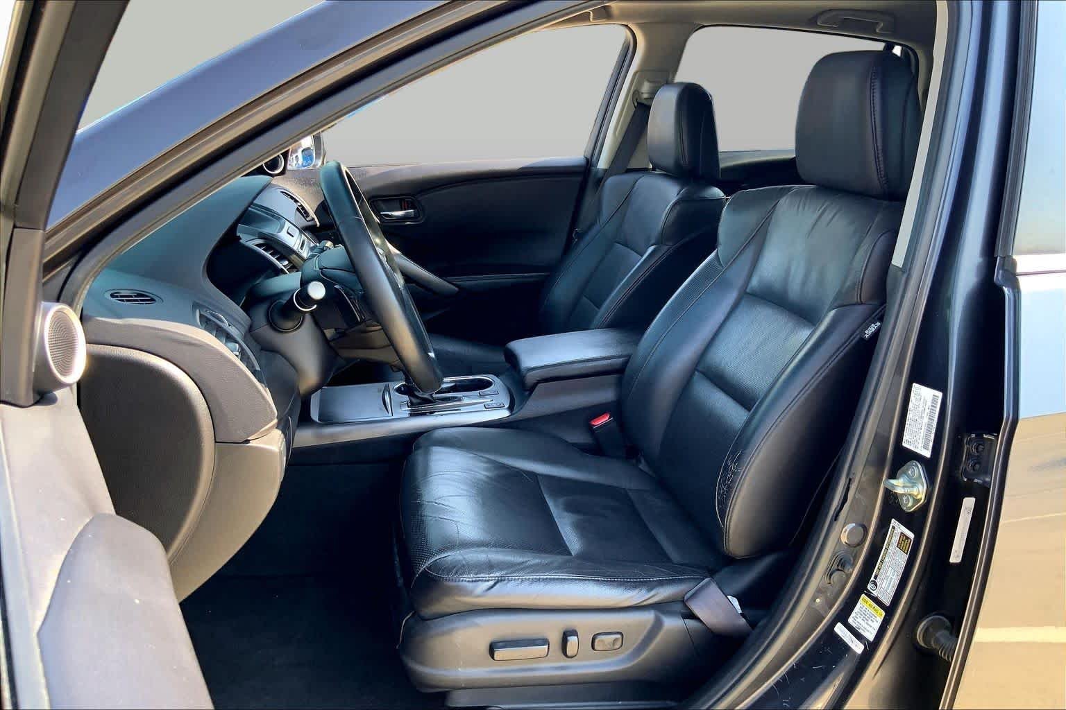Used 2015 Graphite Luster Metallic Acura  image 8