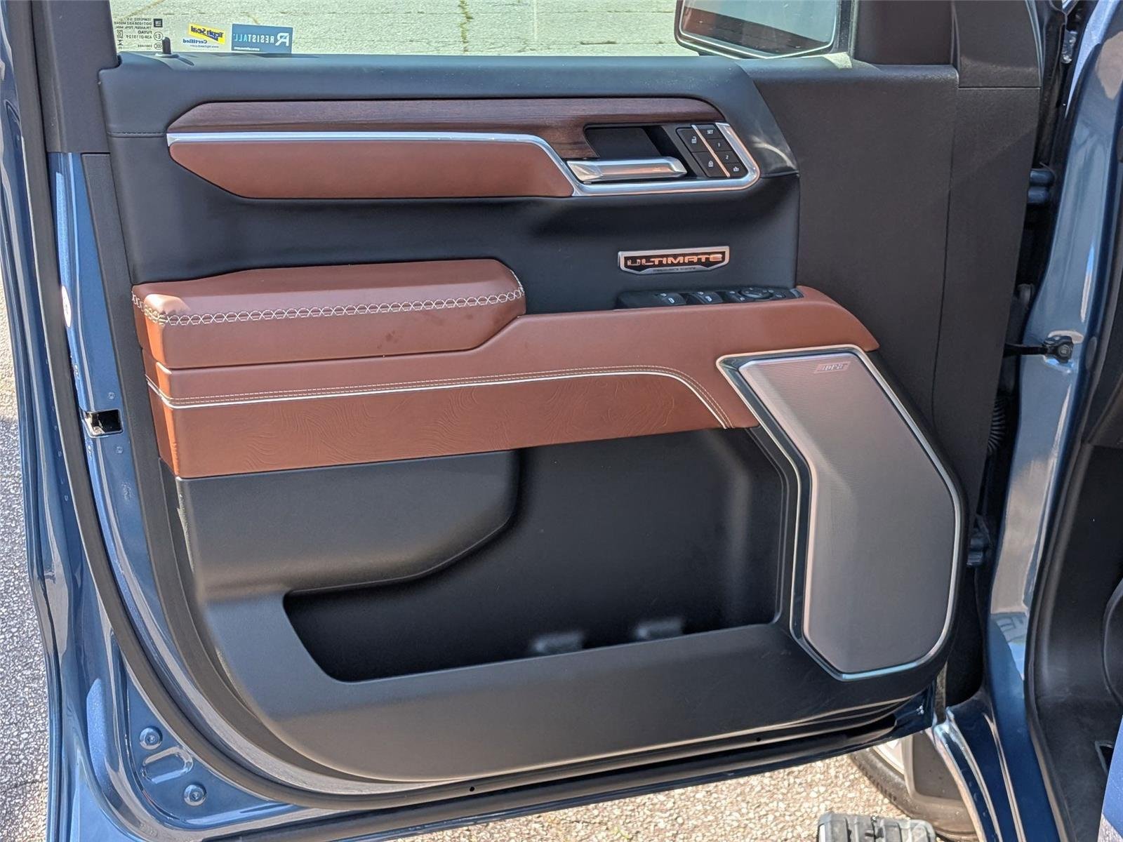 Used 2025 Downpour Metallic GMC Denali Ultimate image 12
