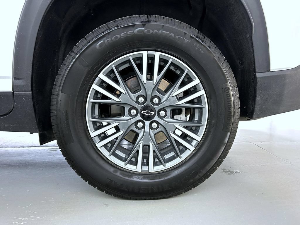2025 Chevrolet Traverse LT - Photo 24