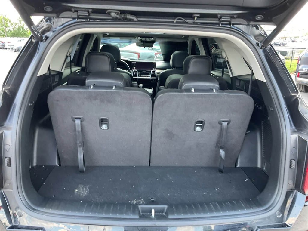 Used 2022 Ebony Black Kia SX image 16