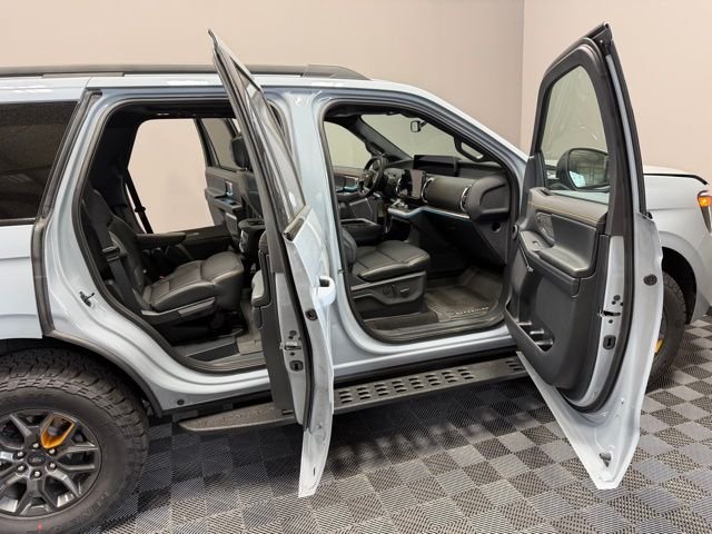 New 2026 Glacier Gray Metallic Tri-Coat Ford Tremor® image 24