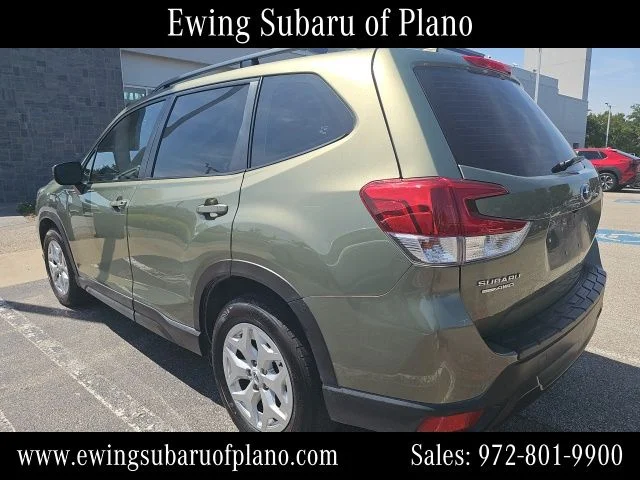 Used 2019 Green Subaru Base image 3