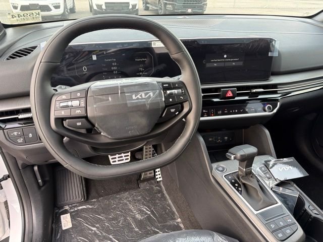 New 2026 Glacial White / Black Roof Kia X-Pro Prestige image 13
