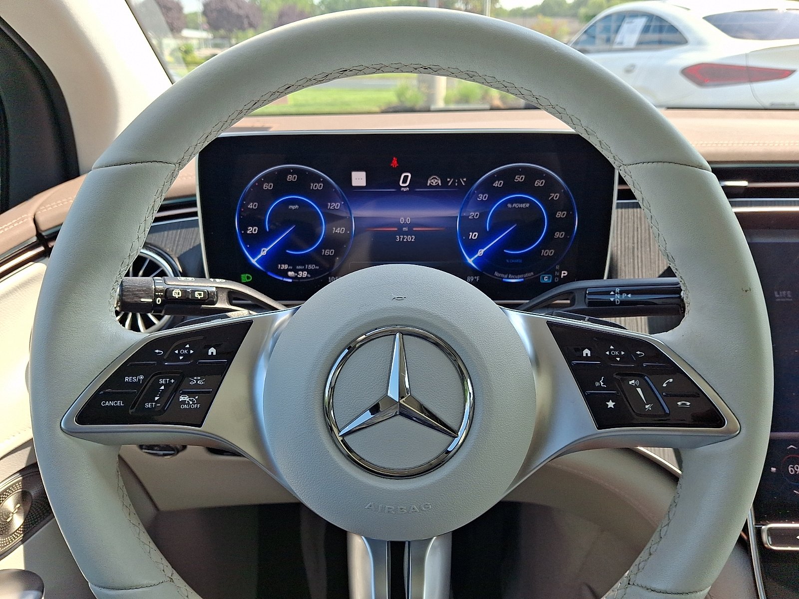 Certified Used 2023 Polar White Mercedes-Benz 4MATIC® image 20