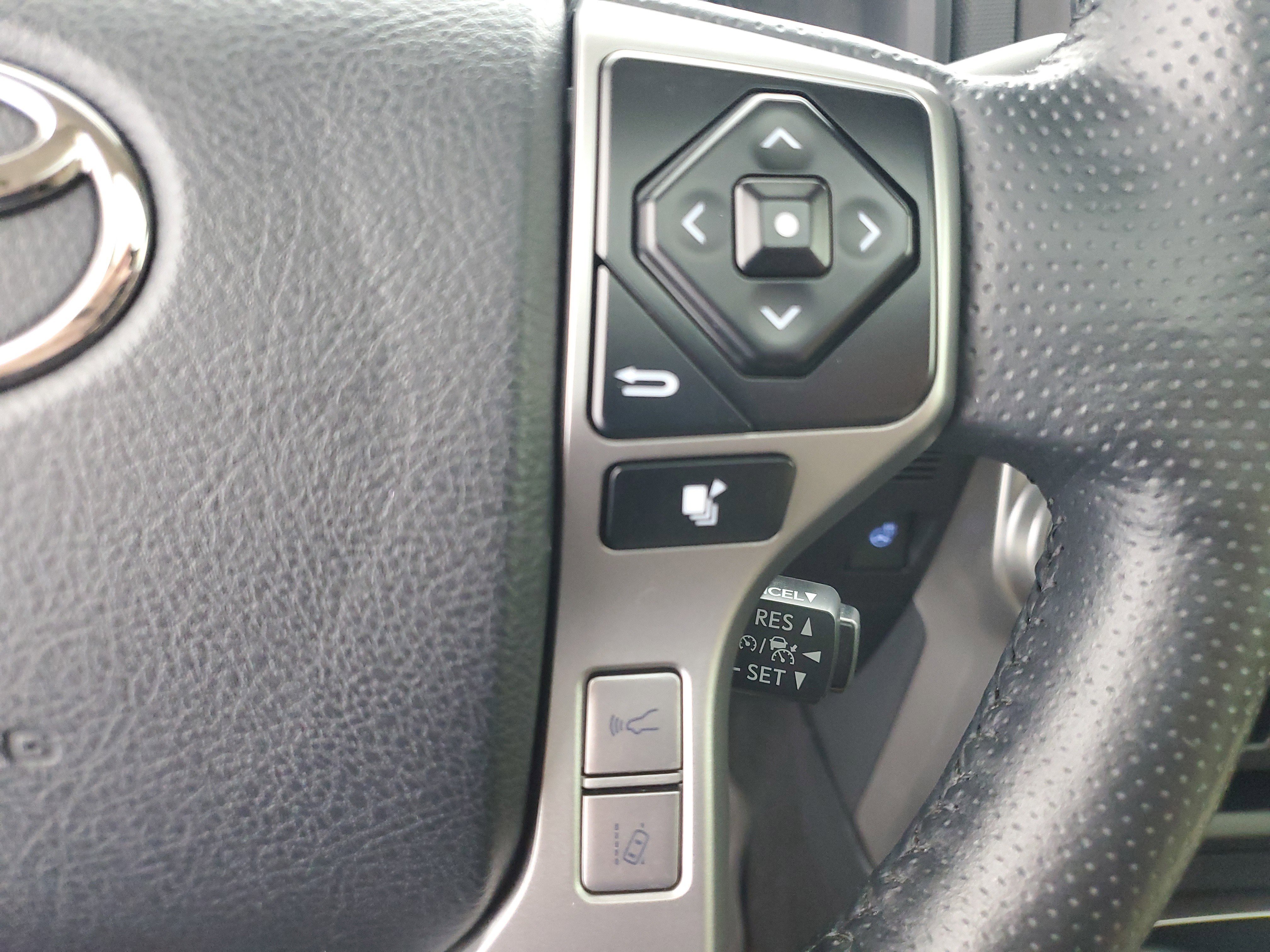 Used 2023 Ice Cap Toyota SR5 Premium image 24