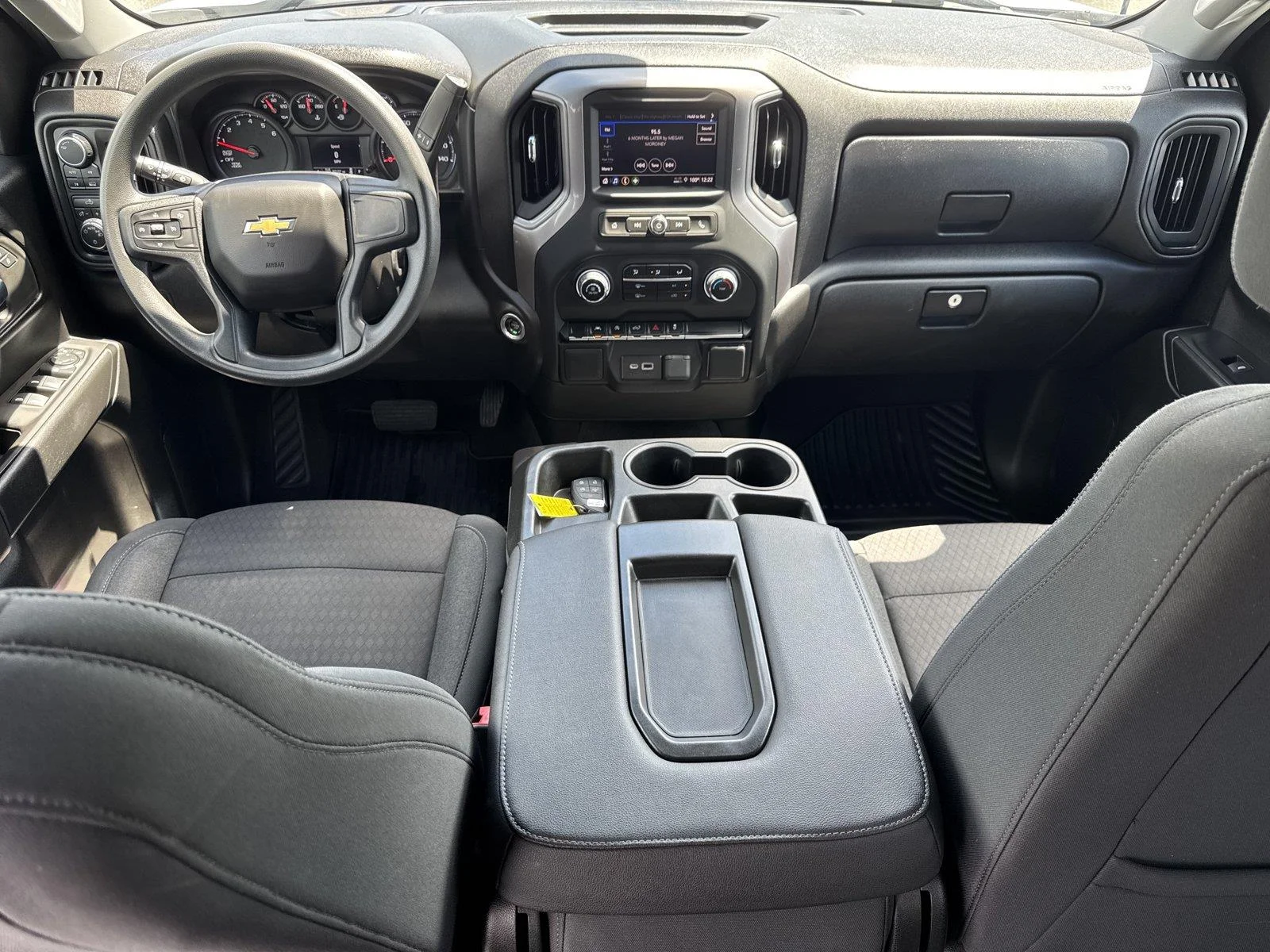 Used 2022 Summit White Chevrolet Custom image 13