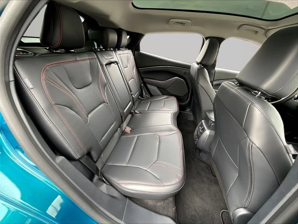 New 2026 Adriatic Blue Metallic Ford Premium image 10